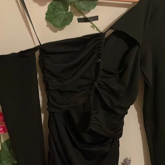 Princess Polly Thriller Mini Dress - Picture 3 of 3